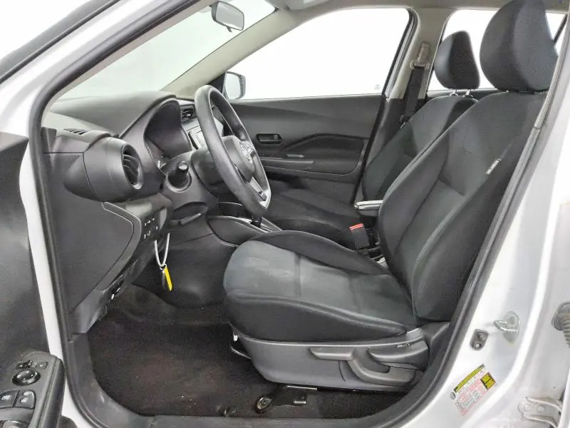 2023 NISSAN KICKS S  