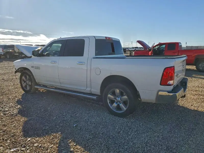 2017 RAM 1500 SLT  