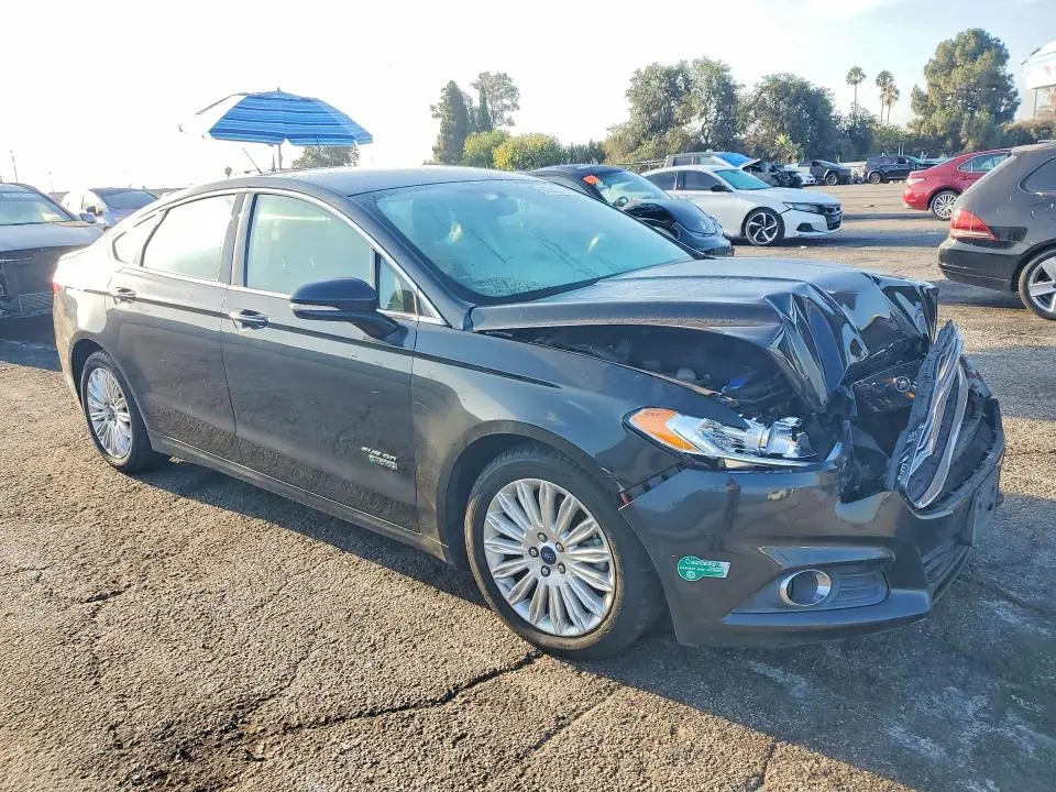 2014 FORD FUSION SE PHEV  