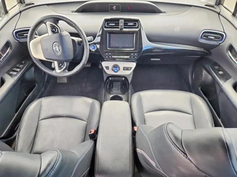 2017 TOYOTA PRIUS FOUR TOURING  