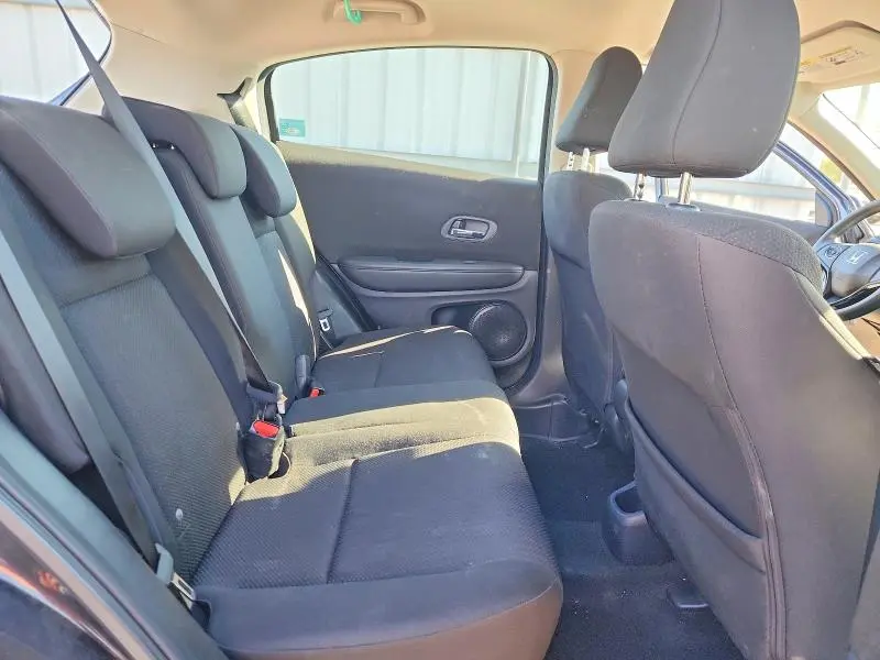 2017 HONDA HR-V LX  