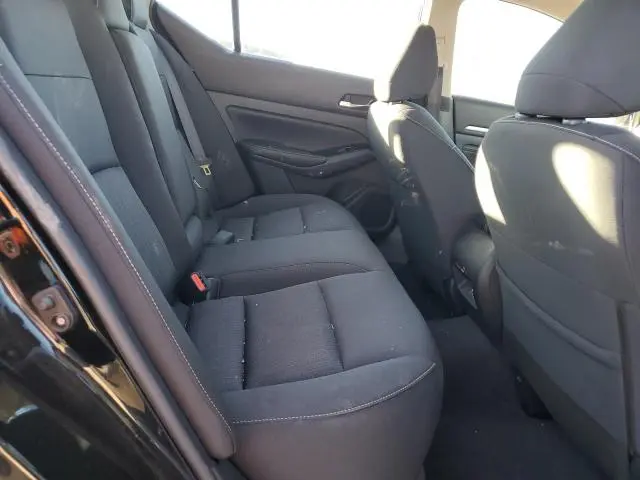 2022 NISSAN ALTIMA SV  