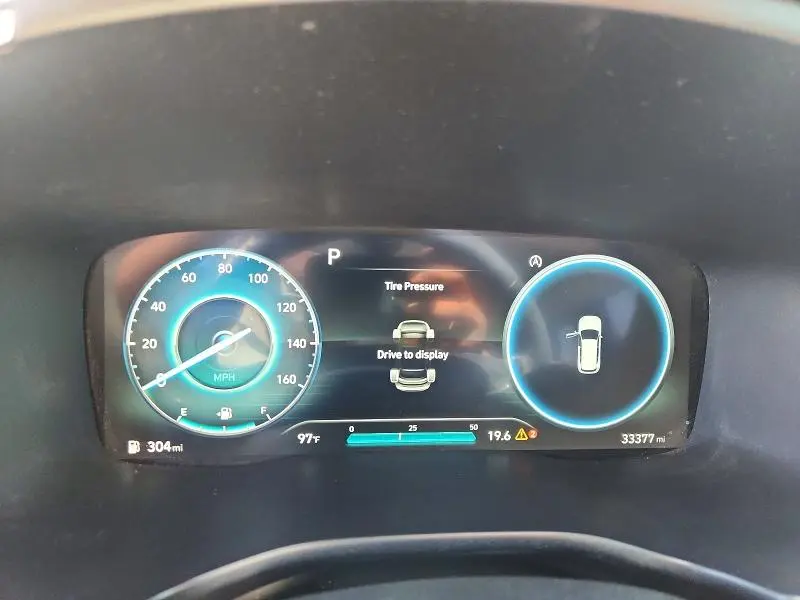 2023 HYUNDAI SANTA FE SEL PREMIUM  