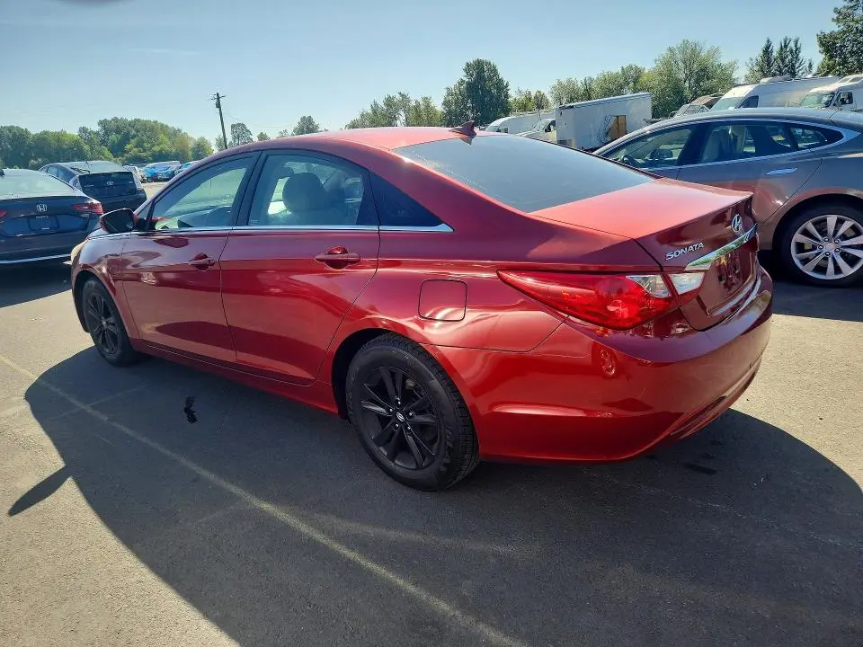 2013 HYUNDAI SONATA GLS  