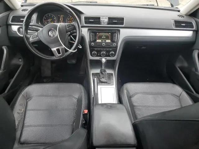 2012 VOLKSWAGEN PASSAT SE  