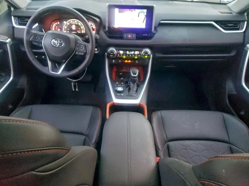 2024 TOYOTA RAV4 ADVENTURE  