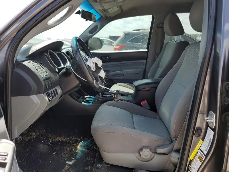 2013 TOYOTA TACOMA PRERUNNER V6  