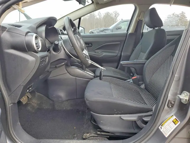 2020 NISSAN VERSA S  