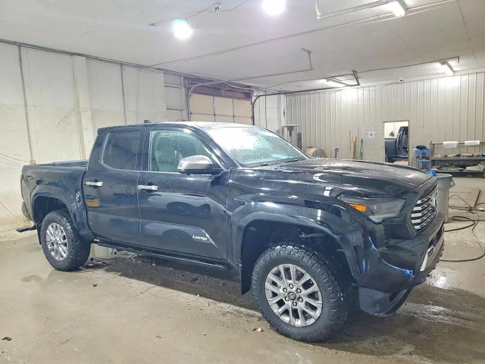 2025 TOYOTA TACOMA LIMITED  