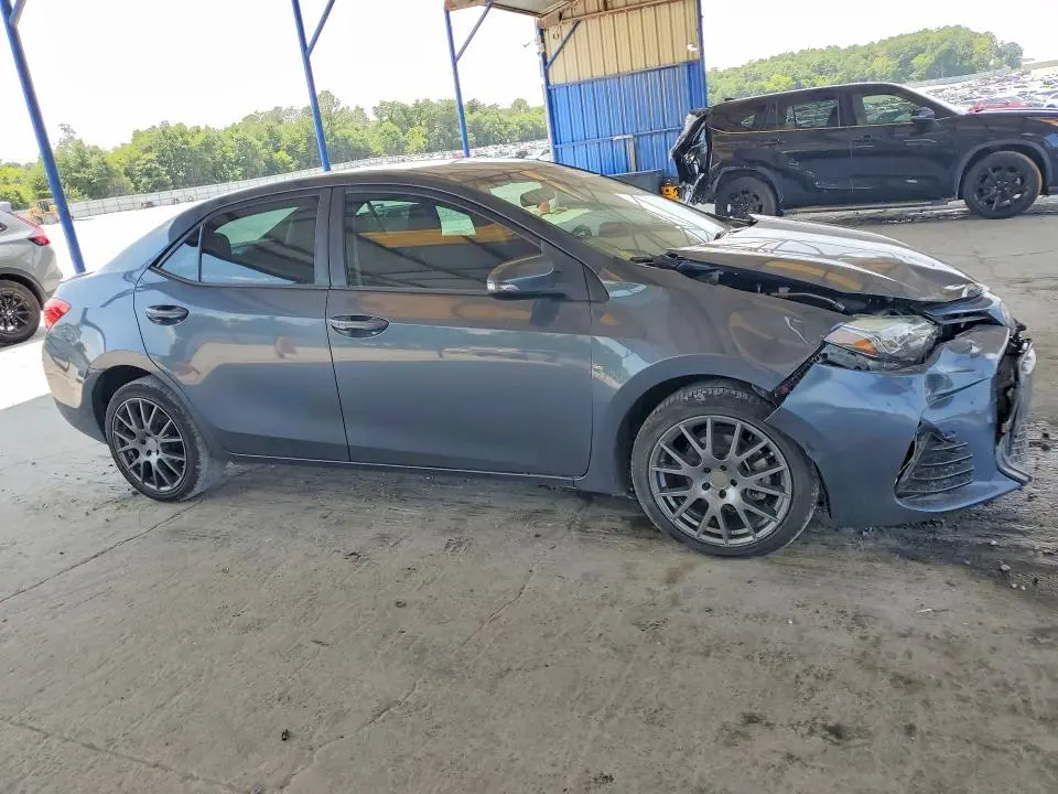 2018 TOYOTA COROLLA SE  