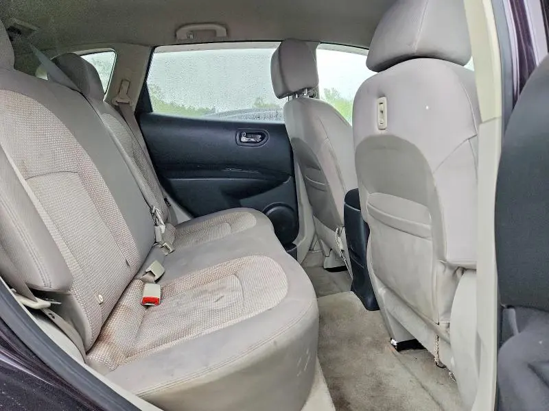2012 NISSAN ROGUE S  