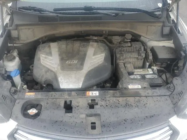 2017 HYUNDAI SANTA FE SE  