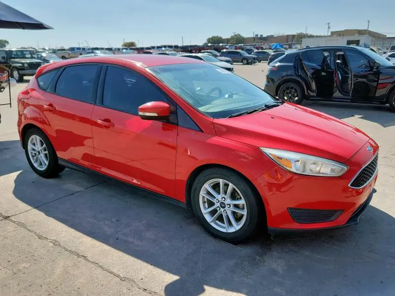 2017 FORD FOCUS SE  