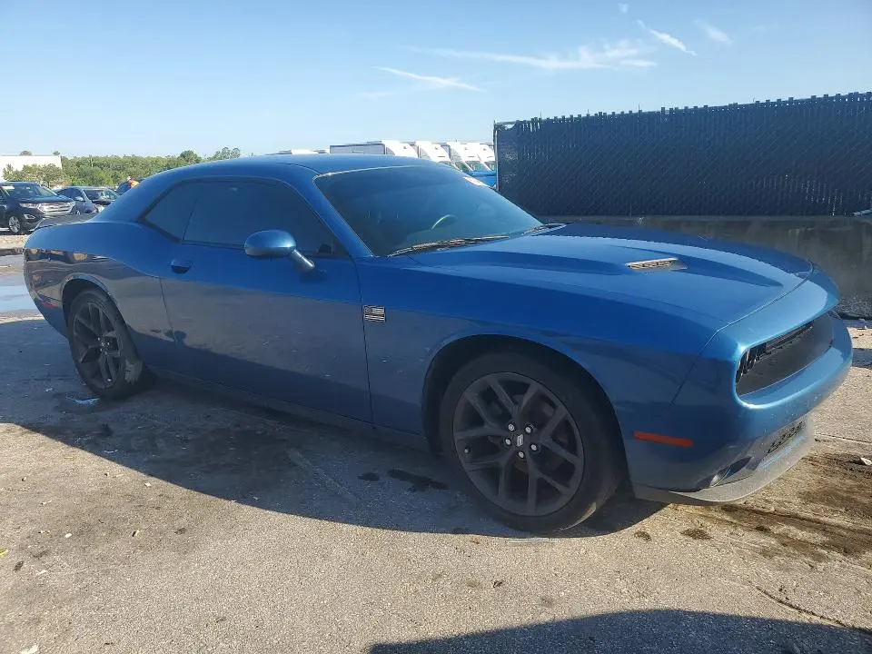 2020 DODGE CHALLENGER SXT  