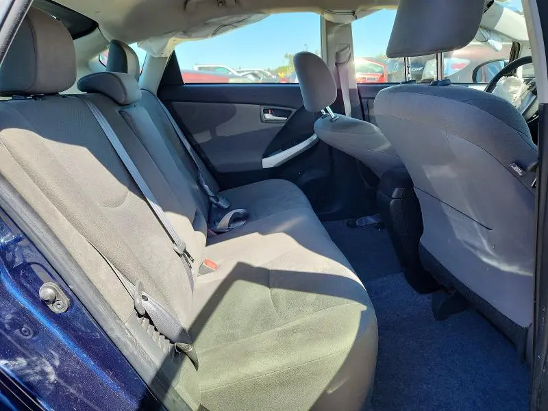 2015 TOYOTA PRIUS THREE  