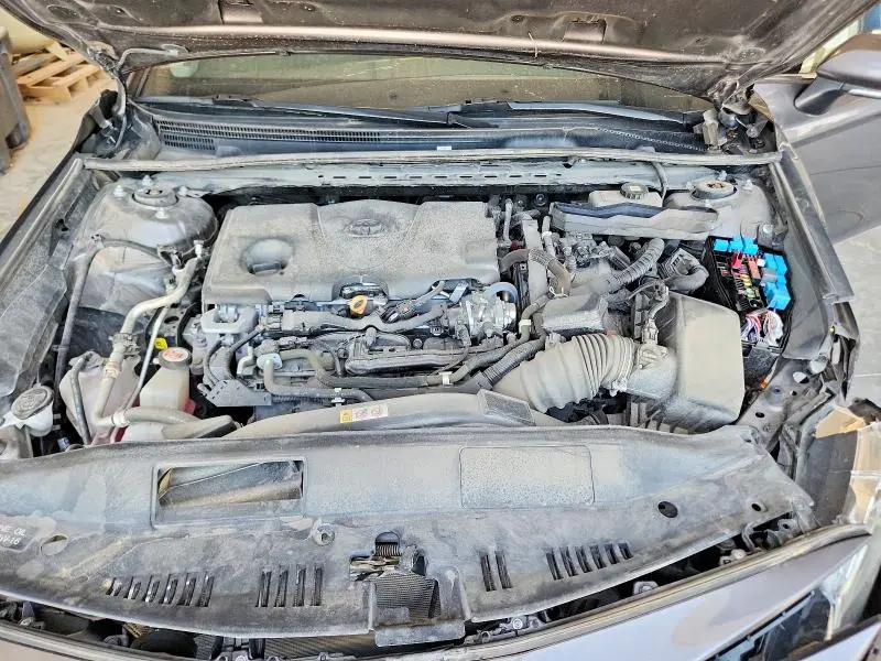 2022 TOYOTA CAMRY XLE  