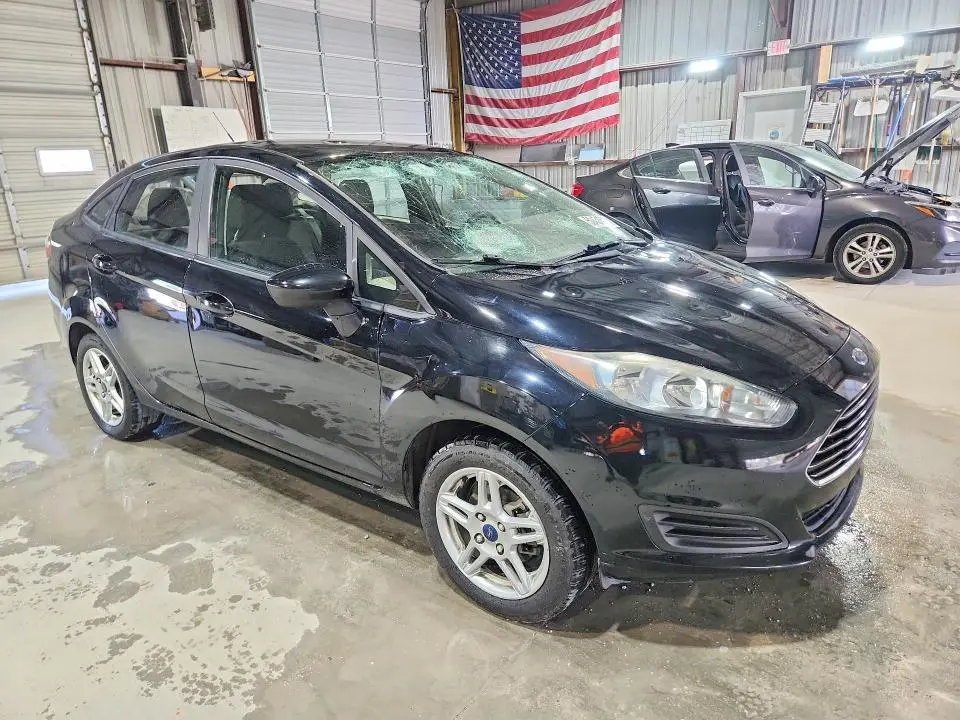 2019 FORD FIESTA SE  