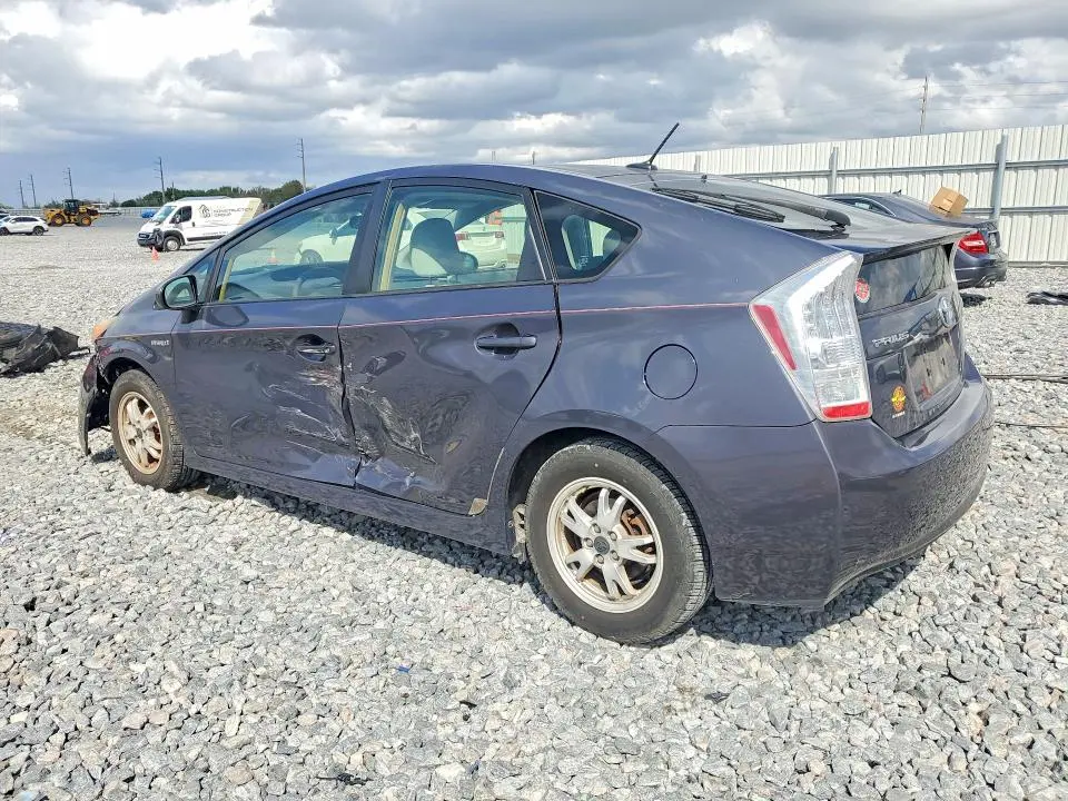 2011 TOYOTA PRIUS TWO  