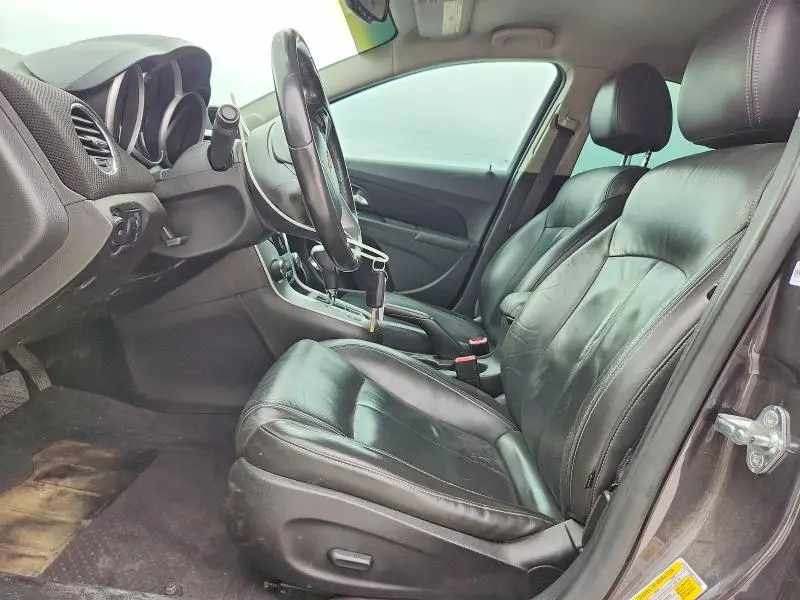 2011 CHEVROLET CRUZE LT  