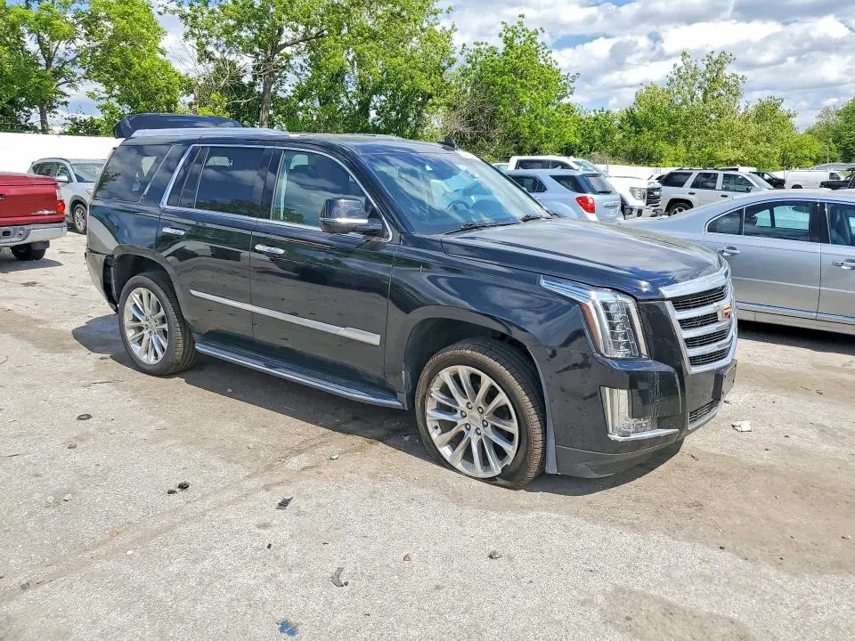 2019 CADILLAC ESCALADE LUXURY  
