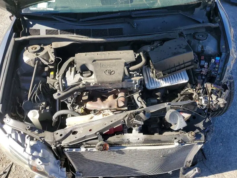 2013 TOYOTA CAMRY SE  