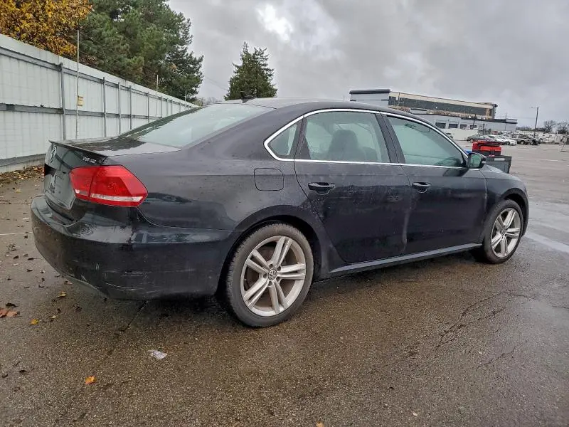 2014 VOLKSWAGEN PASSAT SE  