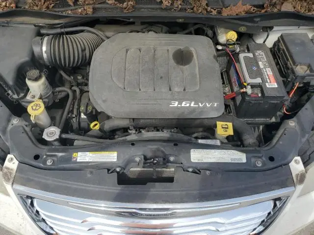 2012 CHRYSLER TOWN & COUNTRY TOURING L  