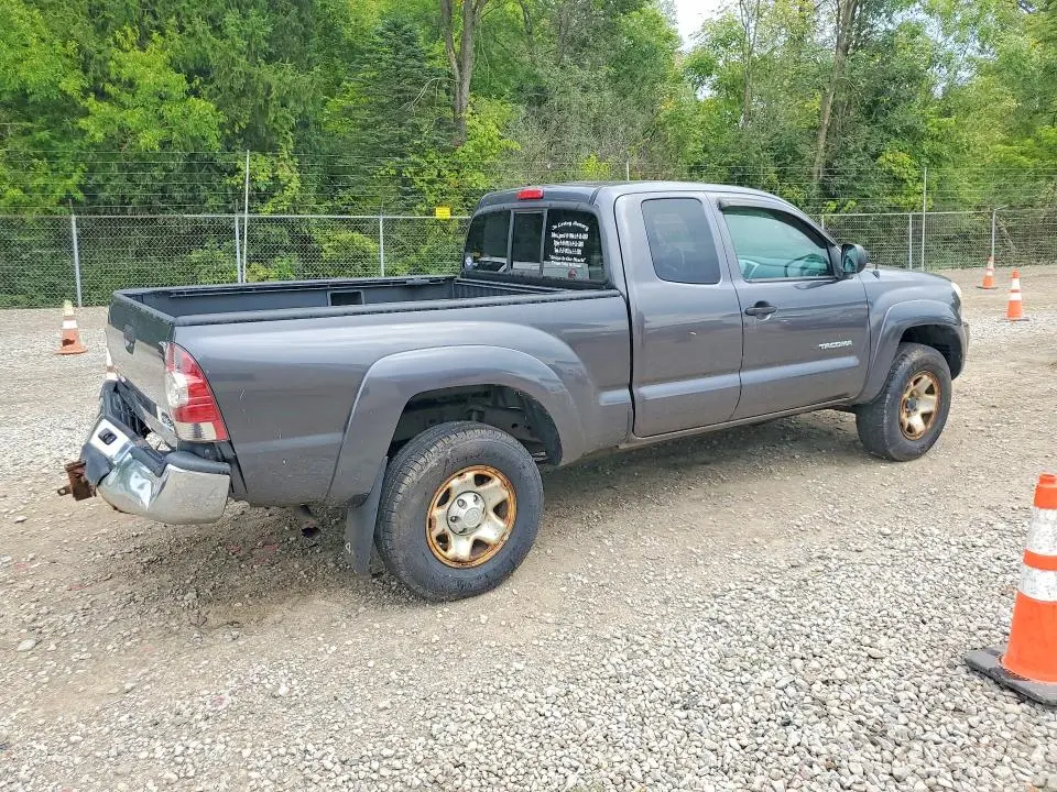 2011 TOYOTA TACOMA BASE  