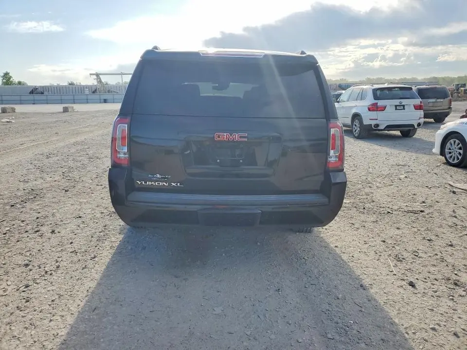 2019 GMC YUKON XL K1500 SLT  