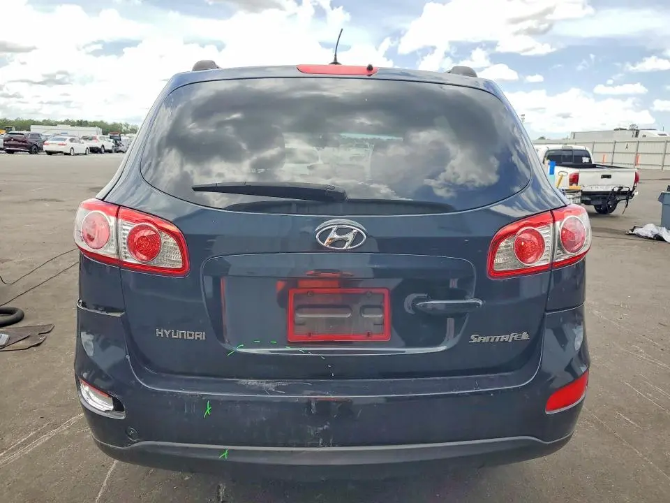 2011 HYUNDAI SANTA FE GLS  