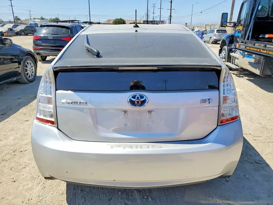 2010 TOYOTA PRIUS II  