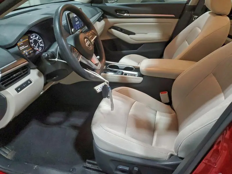 2023 NISSAN ALTIMA SV  