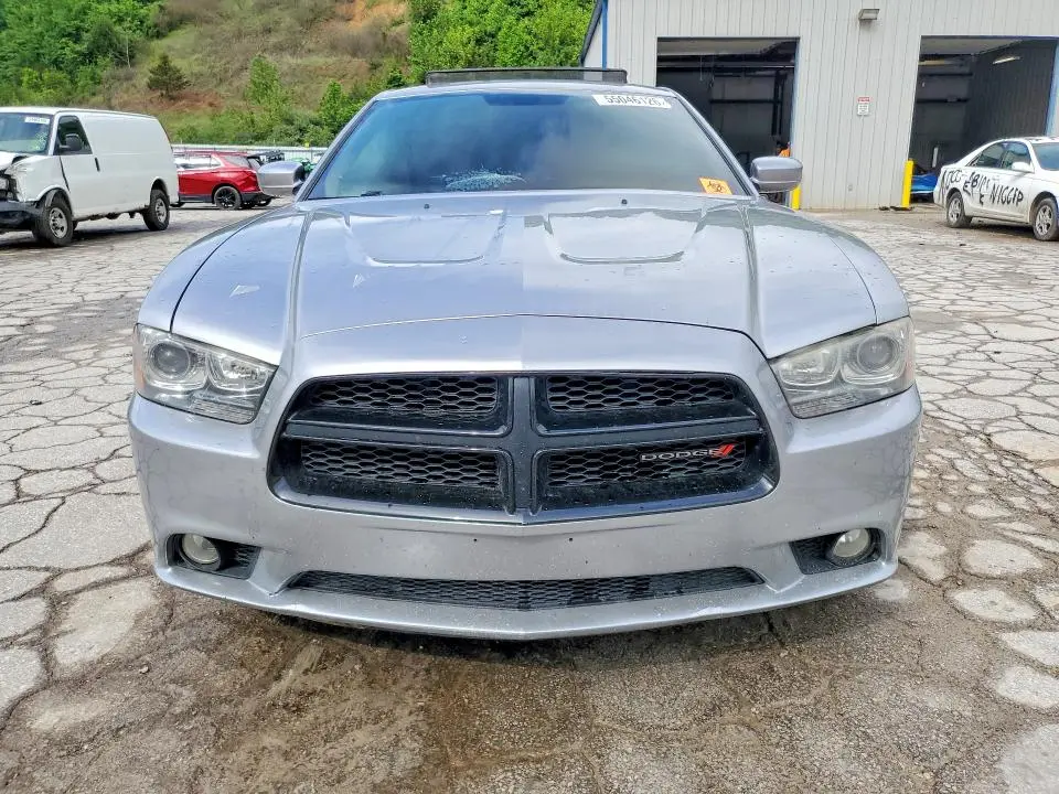 2013 DODGE CHARGER R  