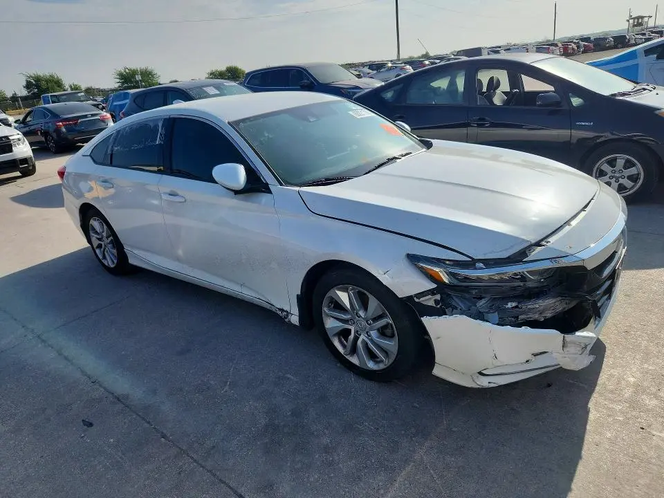 2020 HONDA ACCORD LX  