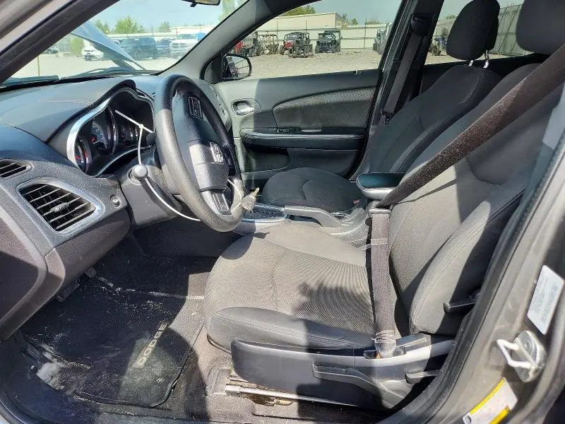 2012 DODGE AVENGER SE  