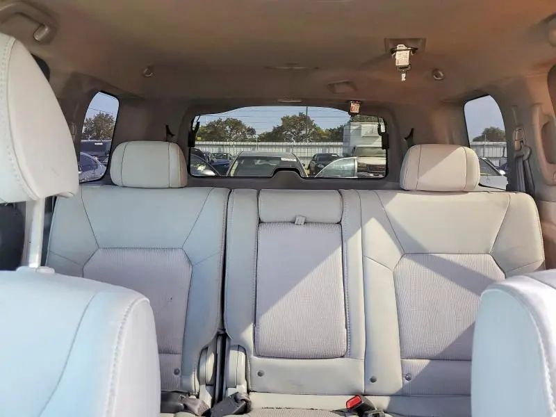 2011 HONDA PILOT EX  