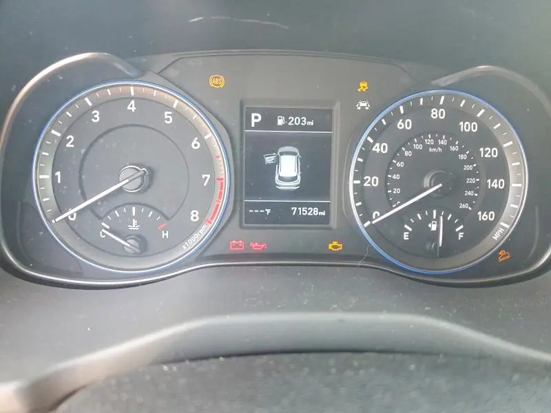 2019 HYUNDAI KONA SE  