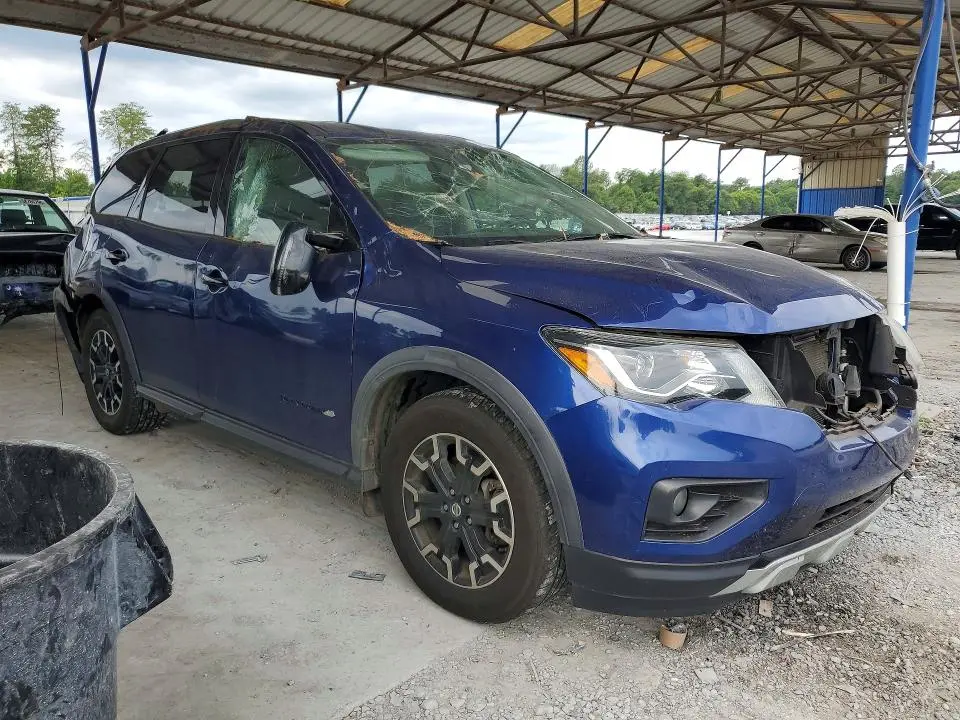 2019 NISSAN PATHFINDER SL  