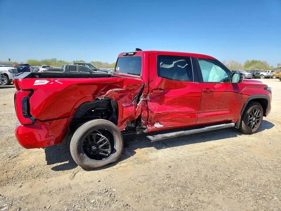 2026 TOYOTA TUNDRA SR5  