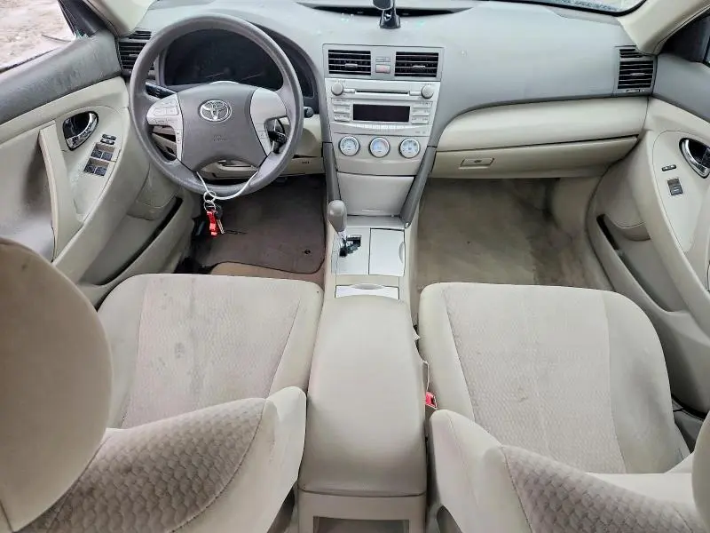 2011 TOYOTA CAMRY BASE  