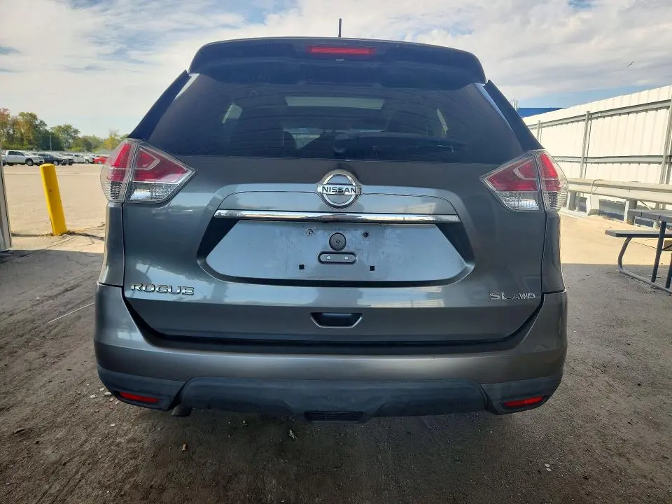 2016 NISSAN ROGUE SL  