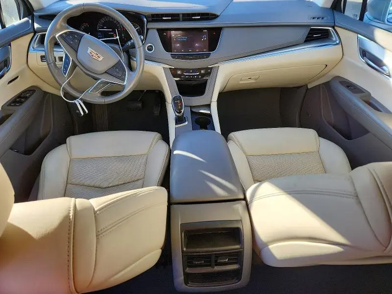 2019 CADILLAC XT5 LUXURY  