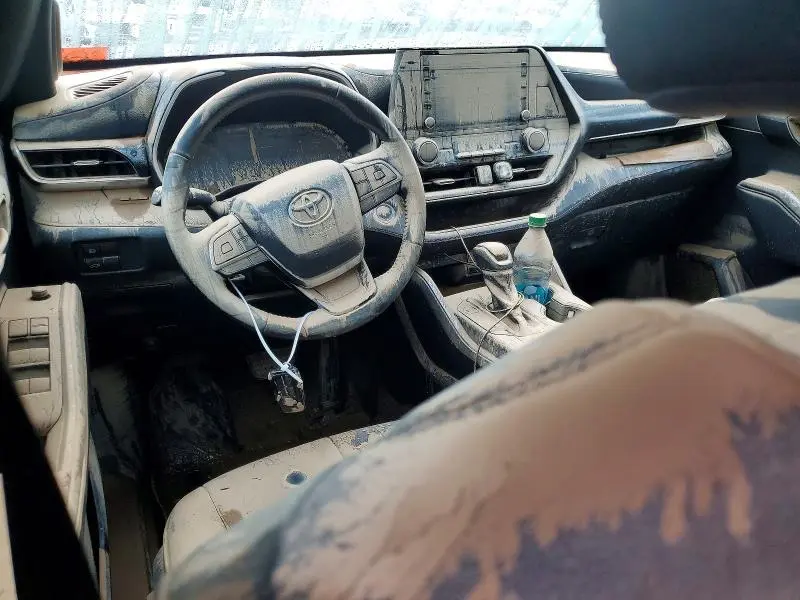 2021 TOYOTA HIGHLANDER XSE  