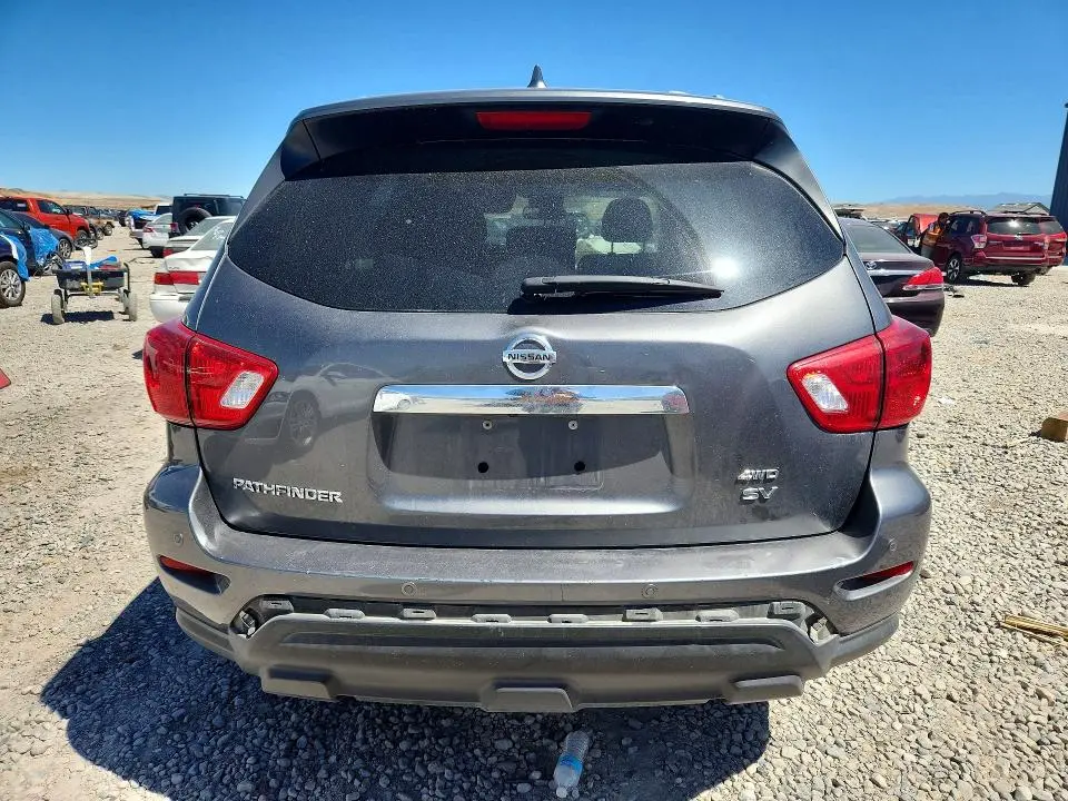 2019 NISSAN PATHFINDER SV  