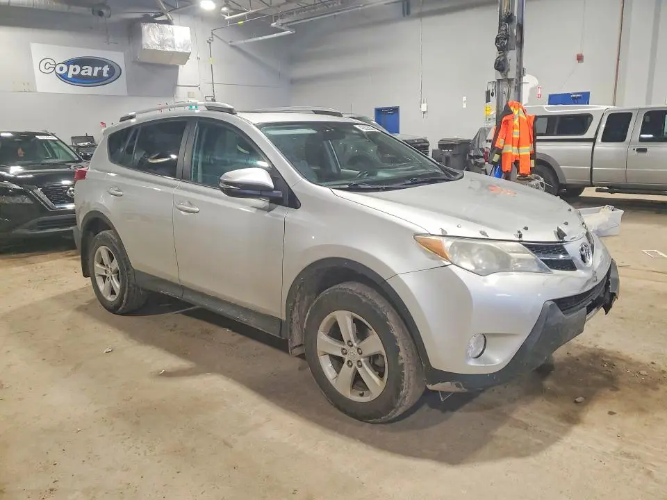 2013 TOYOTA RAV4 XLE  