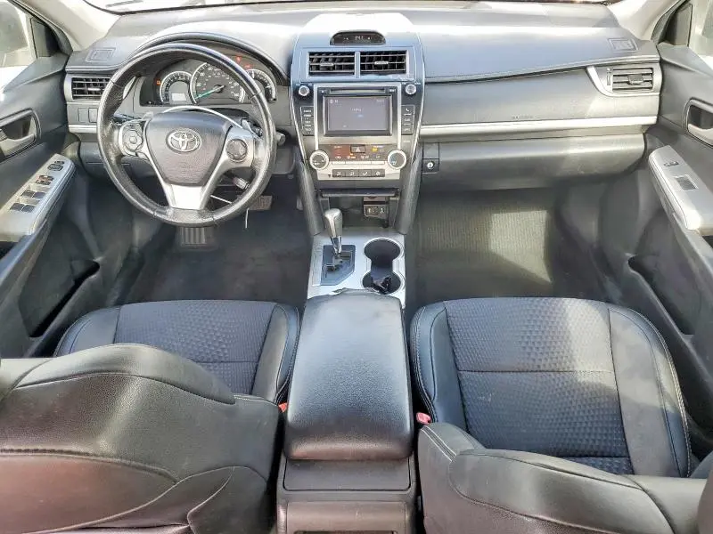 2013 TOYOTA CAMRY SE  