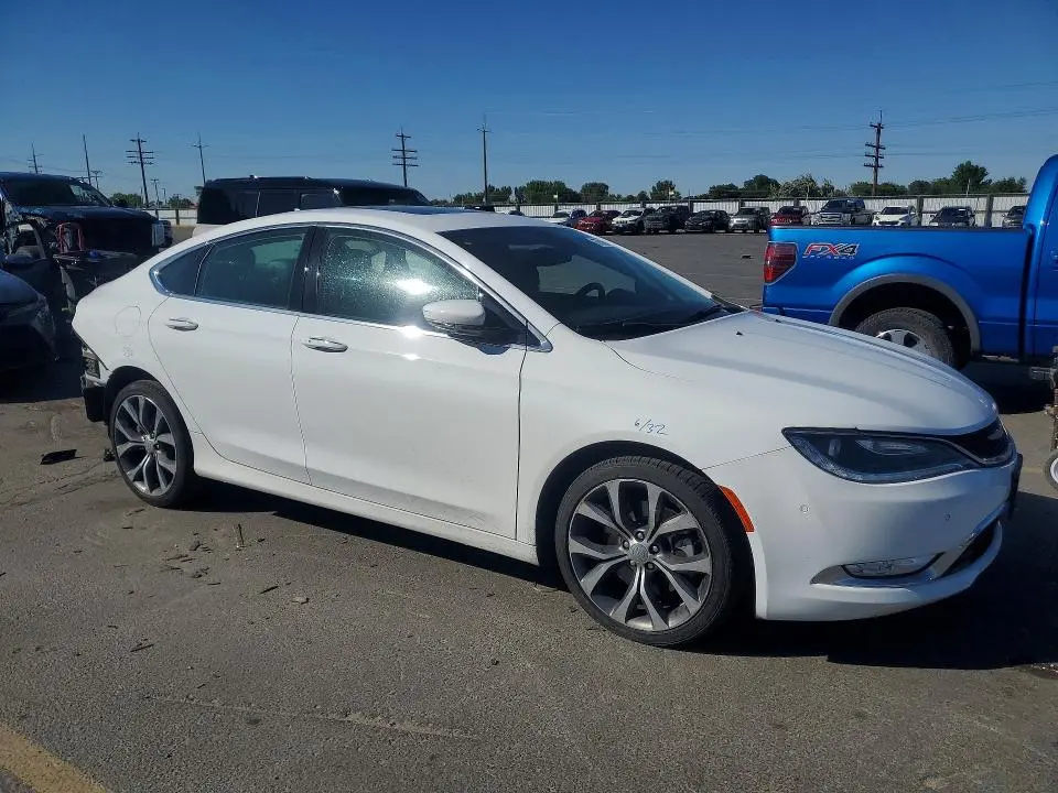 2016 CHRYSLER 200 C  