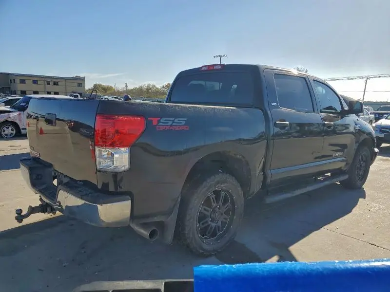 2013 TOYOTA TUNDRA CREWMAX SR5  