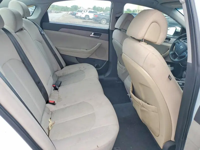 2017 HYUNDAI SONATA SE  