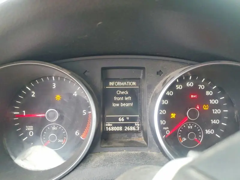 2011 VOLKSWAGEN JETTA TDI  